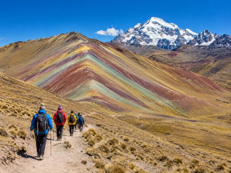 Rainbow Mountain & Rotes Tal Tagesausflug